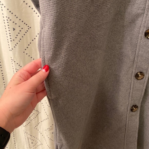 4-Pocket Gray Shacket - Picture 5 of 13